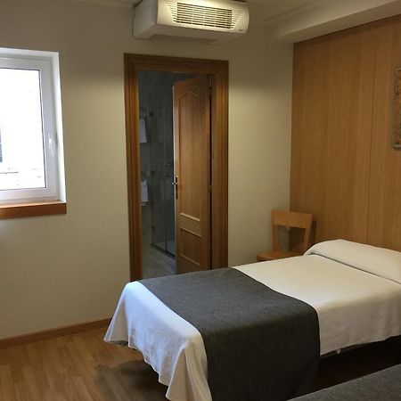Iraipe Izaga Hostal Noáin المظهر الخارجي الصورة