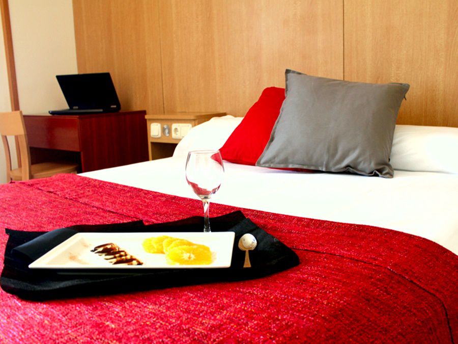 Iraipe Izaga Hostal Noáin المظهر الخارجي الصورة