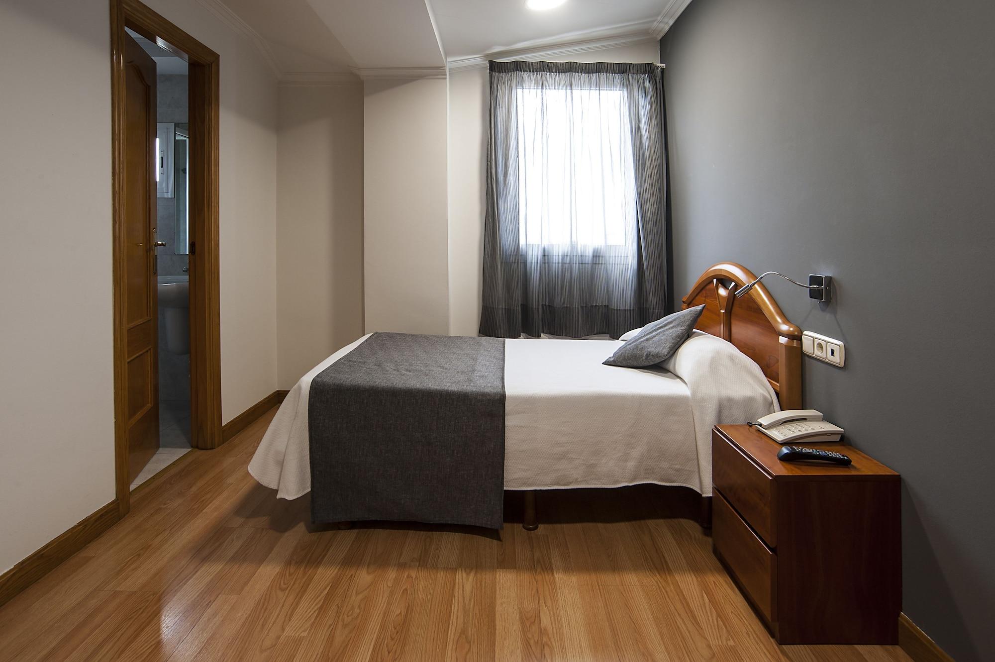 Iraipe Izaga Hostal Noáin المظهر الخارجي الصورة